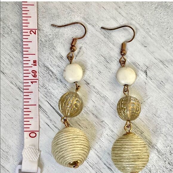 Long neutral toned beaded ball earrings - Picture 3 of 9